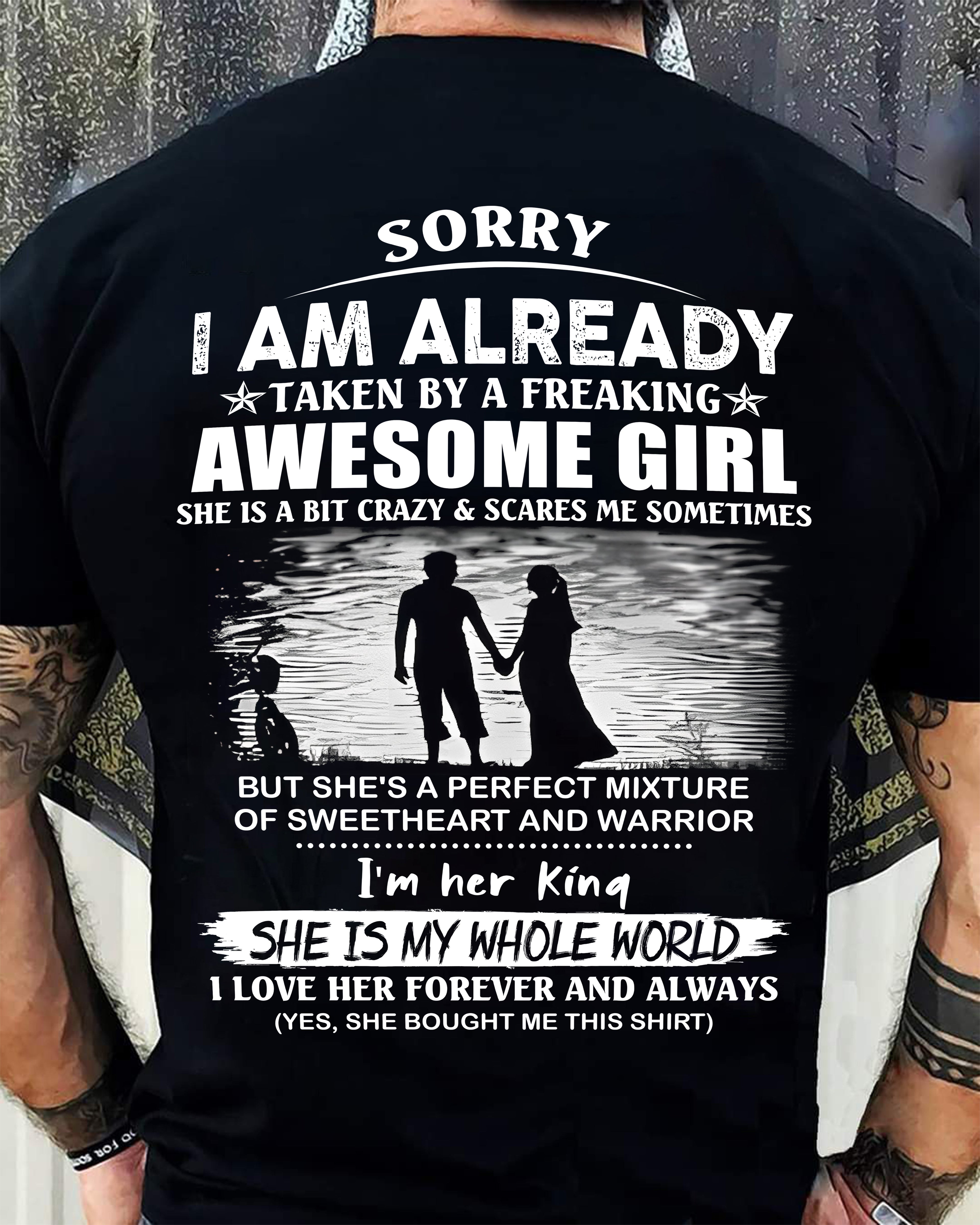 Awesome Girlfriend T-Shirt – Funny Gift for Girlfriend, Wife from Boyfriend or Husband